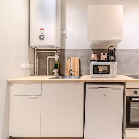 Charming 1-Bedroom Apartment Across From Halles Paul Bocuse & Part-Dieu Lyon Extérieur photo